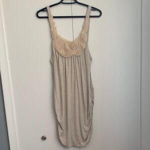 le chateau Tan Decorative Ruffly Rosette Embellishments Tank Tunic Size Large